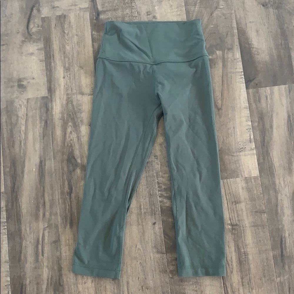 lululemon Align Crop 21” size 4
